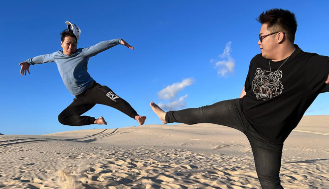 port stephen sandboarding adventure pass sydney4