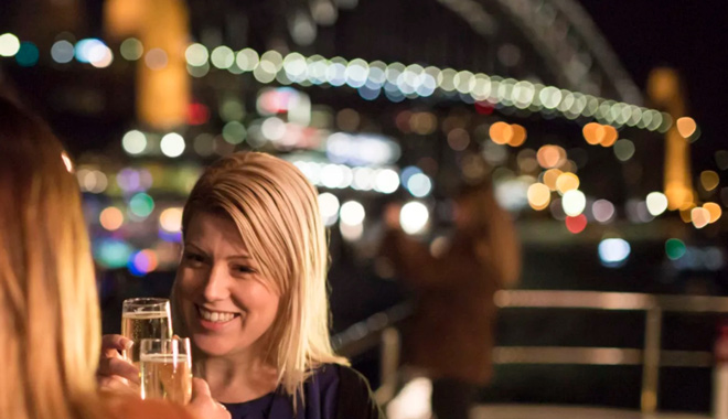 vivid sydney captain cook 056