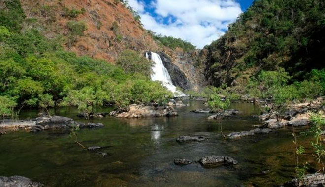 web Bloomfield Falls