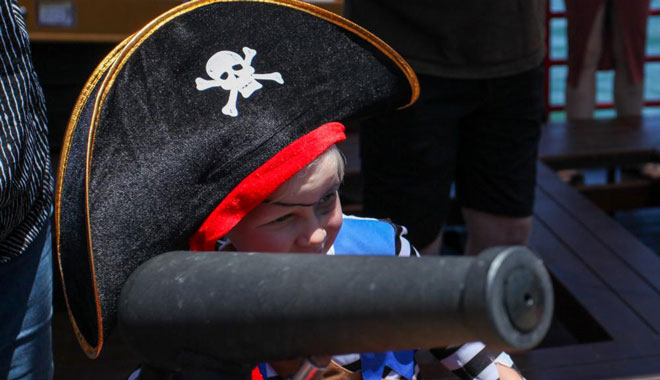 web Mandurah Cruise Pirate Ship 6