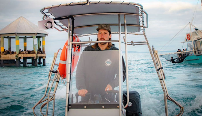 wildlife sightseeing tours on maureen or bluebird2